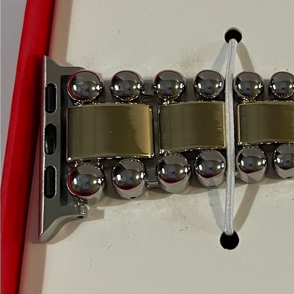 NEW Kessaris Gold and Silver Apple Watch Compatible Band - Picture 2 of 3